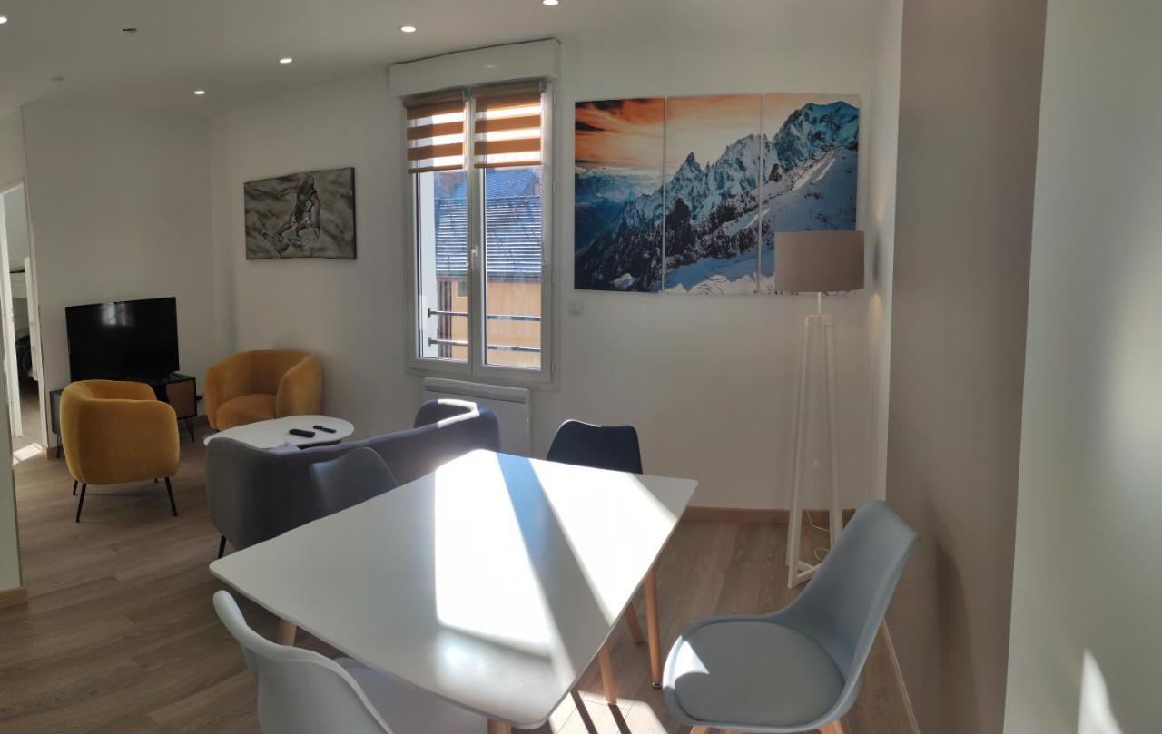 Joli appartement rénové avec terrasse Brides-les-Bains Extérieur photo