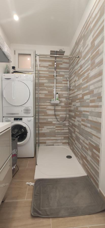 Joli appartement rénové avec terrasse Brides-les-Bains Extérieur photo